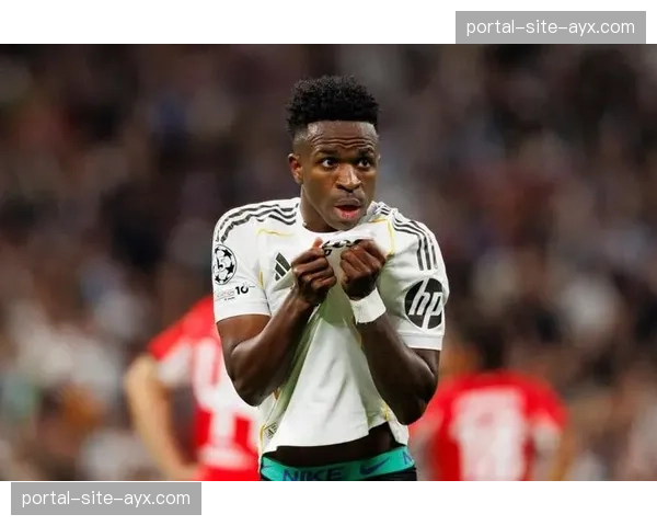 皇马2-0毕尔巴鄂竞技，贝林厄姆、维尼修斯破门继续领跑