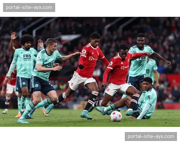 弗赖堡主场不败纪录迎战拜仁，3-4-2-1体系叫板德甲霸主